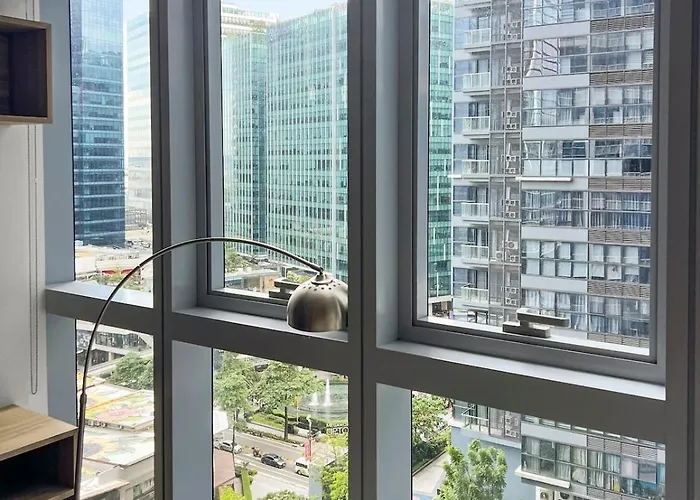 Modern 1br Bgc Uptown View Manila